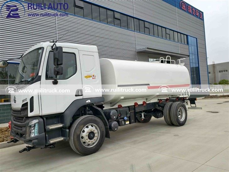 Advanced Dongfeng Water Tanker Truck For Reliable Bulk Water Transport Solutions factory